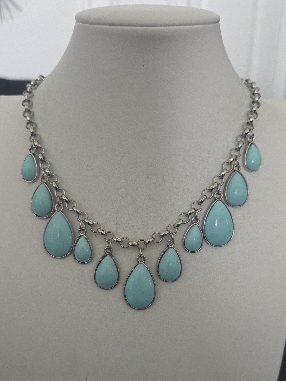 Paparazzi Jaw Dropping Diva Blue Necklace NWT